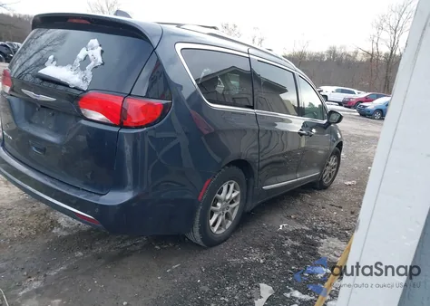 2020 Chrysler Pacifica Touring L from USA, damaged, VIN 2C4RC1BG9LR140413